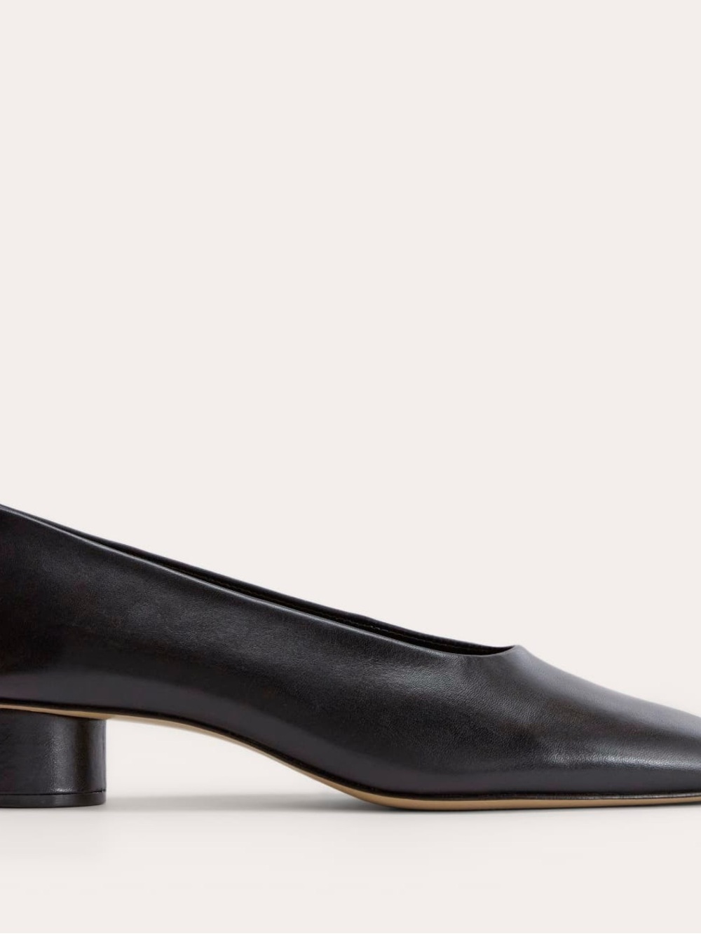 Everlane Black Low Block Heel Leather Pumps - Picture 2 of 4